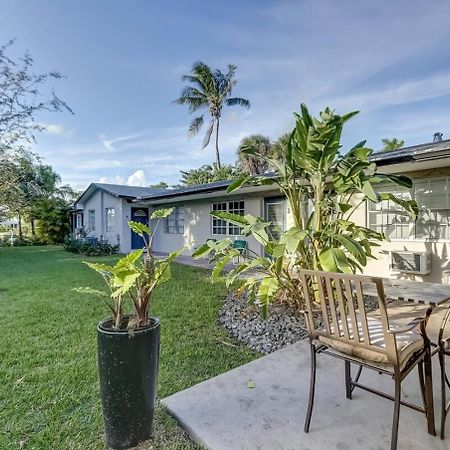 Waterfront Apartment Private Patio Pool Fort Lauderdale Bagian luar foto