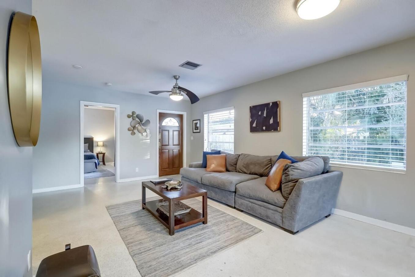 Waterfront Apartment Private Patio Pool Fort Lauderdale Bagian luar foto